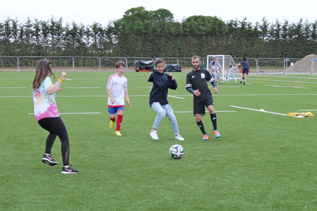 Village Camps International Summer Camp England 2024-07-27 https://www.villagecamps.com/journals_admin/images/1262-2789-July6 (19).jpg